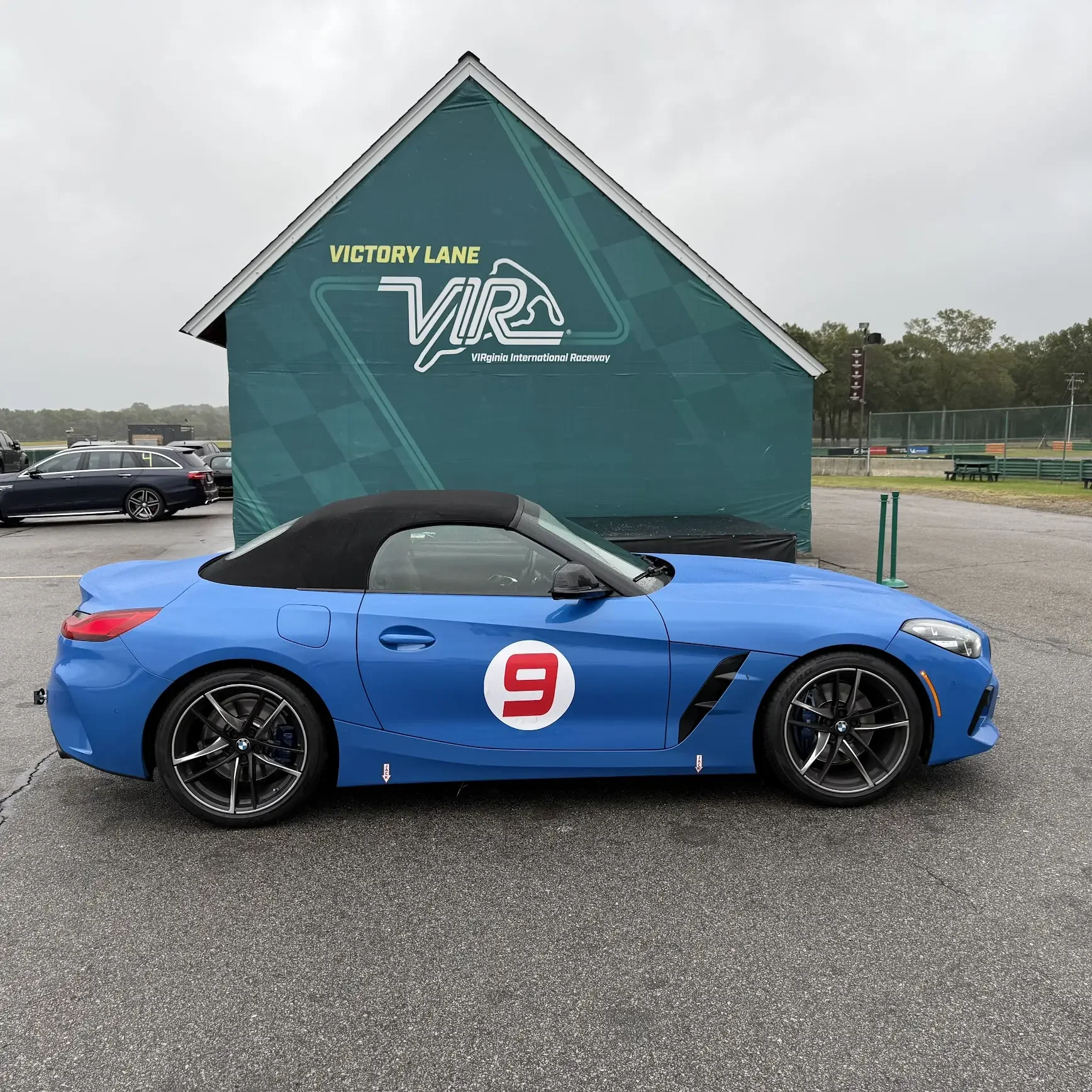 The Z4 M40i at the same Victory Lane barn, October 2025